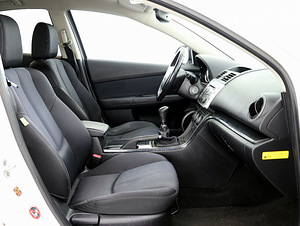 Mazda 6 Elegance 2.0 108kW (6 фото из 7)
