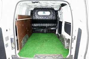 Nissan NV200 Van 1.5 dCi 81kW (8 фото из 8)