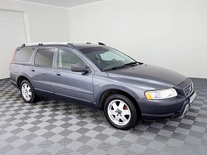Volvo XC70 Summum Facelift ATM 2.4 D5 136kW (1 фото из 7)