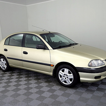 Toyota Avensis Linea Sol A-C 1.6 81kW