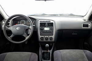 Toyota Avensis Linea Sol A-C 1.6 81kW (5 foto / 7)