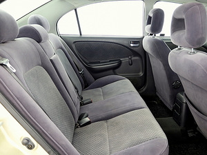 Toyota Avensis Linea Sol A-C 1.6 81kW (7 foto / 7)