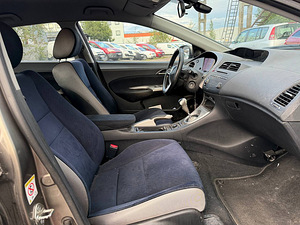 Honda Civic Elegance 1.8 103kW (6 фото из 7)