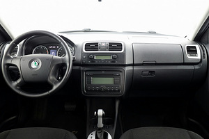 Skoda Fabia Comfortline ATM 1.6 77kW (5 foto / 7)