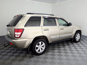 Jeep Grand Cherokee Limited 3.0 CRD 160kW (3 foto / 7)