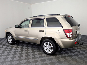 Jeep Grand Cherokee Limited 3.0 CRD 160kW (4 foto / 7)