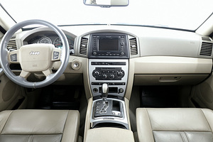 Jeep Grand Cherokee Limited 3.0 CRD 160kW (5 foto / 7)
