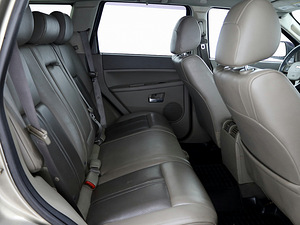 Jeep Grand Cherokee Limited 3.0 CRD 160kW (7 foto / 7)