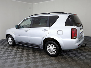 SsangYong Rexton Luxury ATM 2.7 Xdi 121kW (4 foto / 7)
