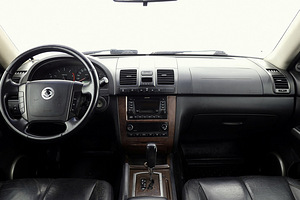 SsangYong Rexton Luxury ATM 2.7 Xdi 121kW (5 foto / 7)