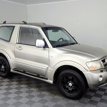 Mitsubishi Pajero Luxury ATM 3.2 DI-D 118kW