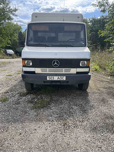 Mercedes-Benz 709D 4.0 (66 kW) 1990 (1 foto / 11)