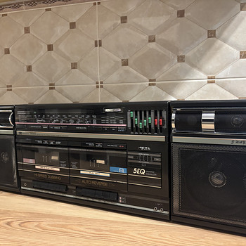 Electronic RR 5615 Boombox