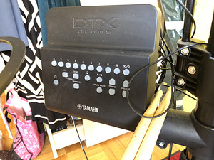 Trummikomplekt lastele Yamaha (3 foto / 4)