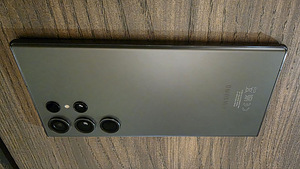 Samsung Galaxy S23 Ultra (1 фото из 2)