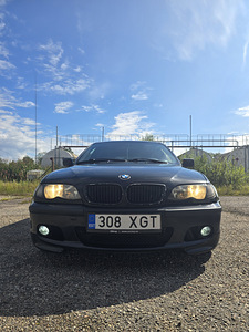 BMW 320d e46 (2 foto / 14)