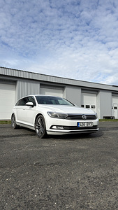 Volkswagen Passat (3 foto / 15)