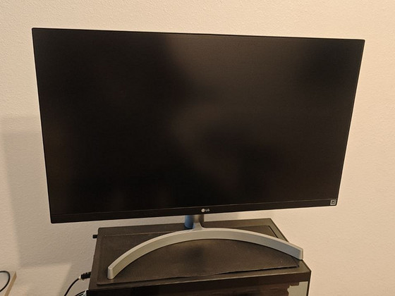 Monitor LG 27UL600-W, IPS, 60 Hz, 27″