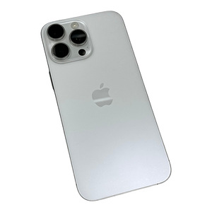 Мобильный телефон Apple iPhone 16 Pro Max 256GB (3 фото из 4)