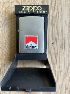 Originaal Zippo Marlboro – USA – originaalkarbiga (1 foto / 4)