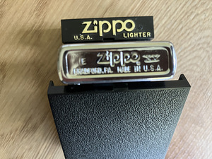 Originaal Zippo Marlboro – USA – originaalkarbiga (3 foto / 4)