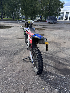 Yamaha yz250f (4 фото из 7)