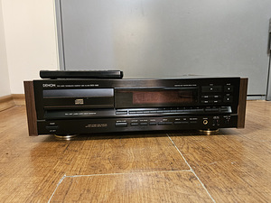 Denon DCD-1560 стерео CD-плеер (3 фото из 4)