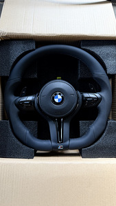 BMW 5,6,7 серии F10,F11,F01,F07 новый руль / steering wheel (4 фото из 6)