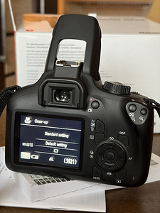Canon EOS 4000D peegelkaamera EF-S 18-55mm III objektiiviga, (9 foto / 10)