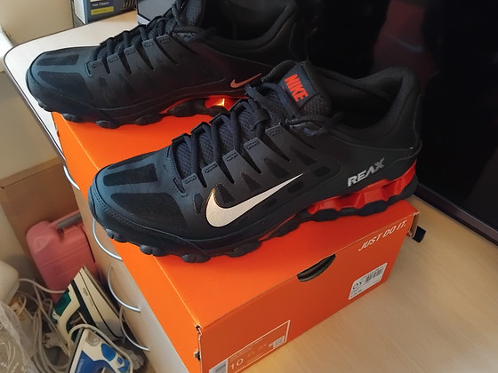 Meeste Nike tossud