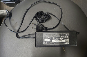 SONY KDL- 32 RD430 (6 фото из 6)
