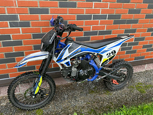 Krossikas 160cc (8 foto / 9)