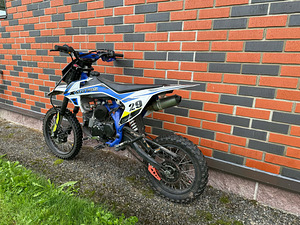 Krossikas 160cc (9 foto / 9)