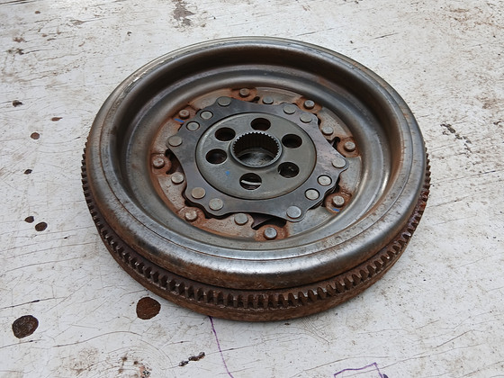 DSG kahemassiline hooratas VW 2.0 TDI,103 KW,