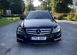 M: Mercedes-benz c250 4matic amg (3 foto / 15)