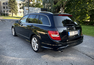 M: Mercedes-benz c250 4matic amg (5 foto / 15)