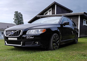 Volvo v70 (2 foto / 4)