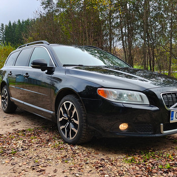 VOLVO V70 D3 120kW | ACC | BLIS | CITY SAFETY | NAHK | XENO