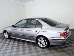 BMW 530 M-Pakett Facelift ATM 2.9 D 142kW (4 foto / 7)