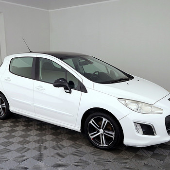 Peugeot 308 Elegance Facelift 1.6 HDi 82kW