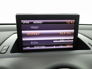 Peugeot 308 Elegance Facelift 1.6 HDi 82kW (8 foto / 8)