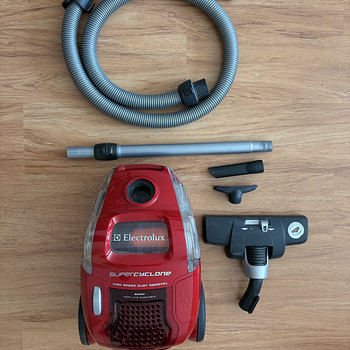 Electrolux SuperCyclone tolmuimeja