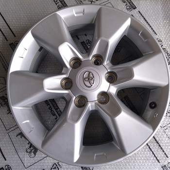 Литой диск R17 Toyota Land Cruiser Hilux 42611-60780