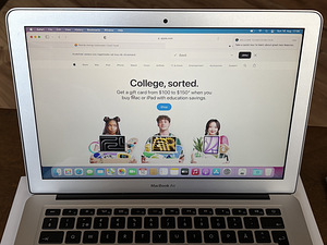 Apple MacBook Air 13-inch (Early 2014) Intel Core i5 1.4GHz (5 foto / 10)