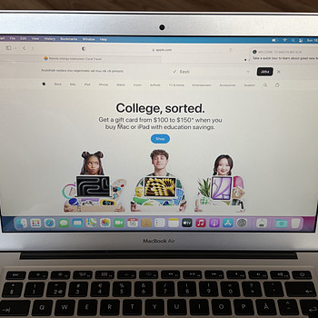 Apple MacBook Air 13-inch (Early 2014) Intel Core i5 1.4GHz
