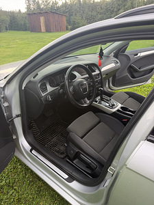 Müüa Audi A4 Avant 3.0 TDI (7 foto / 10)