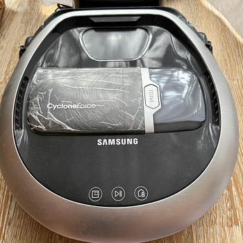 Робот-пылесос SAMSUNG VR20R7250WC / SB