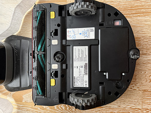 Robottolmuimeja SAMSUNG VR20R7250WC / SB (2 foto / 2)