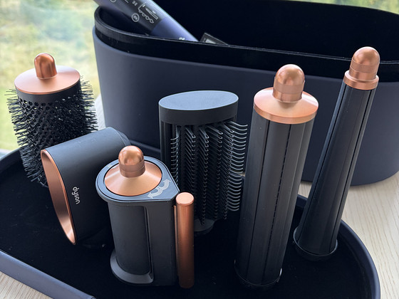 Dyson Airwrap i.d. (Prussian Blue / Rich Copper) +travel bag
