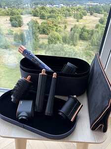 Dyson Airwrap i.d. (Prussian Blue / Rich Copper) +travel bag (2 фото из 6)